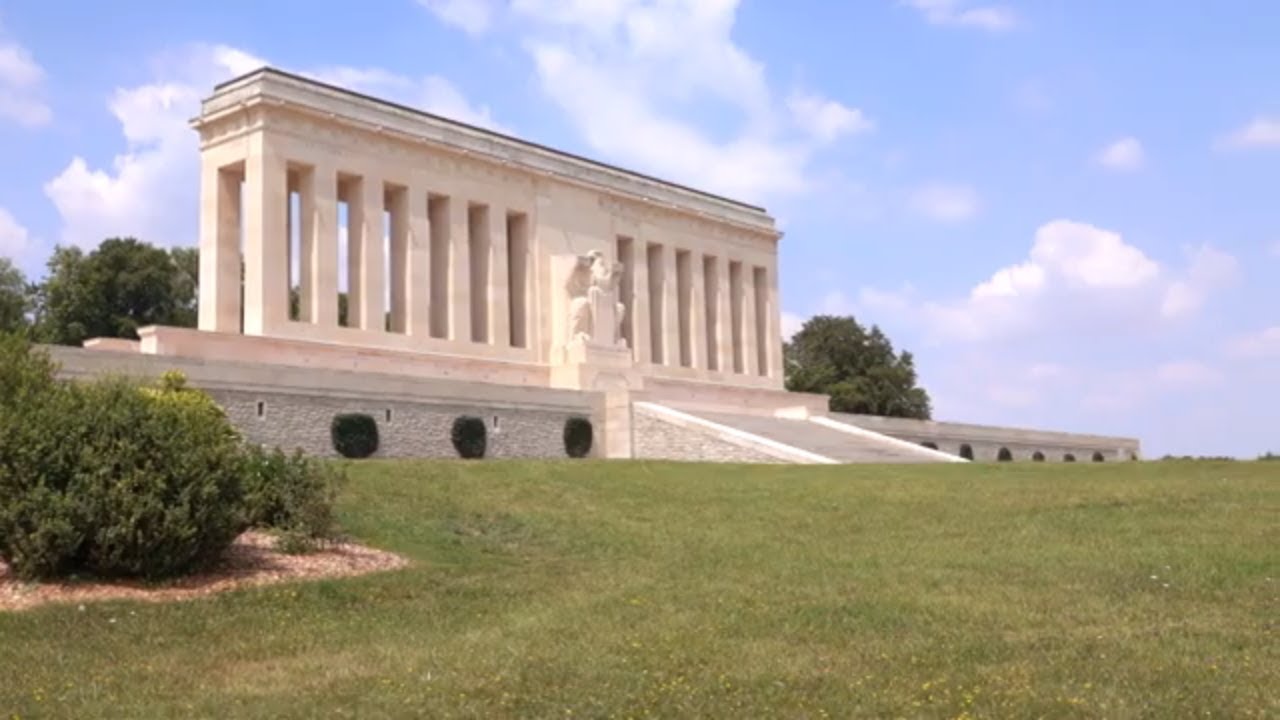 Американский замок Шато-Тьерри, памятник Белло Вуд и кладбище Эна-Марн