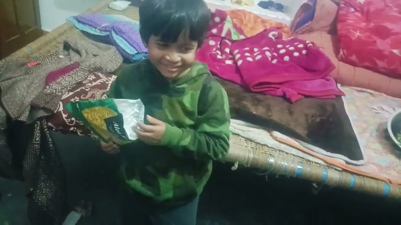 पीहू ने खाली सारी नमकीन🥰🥰