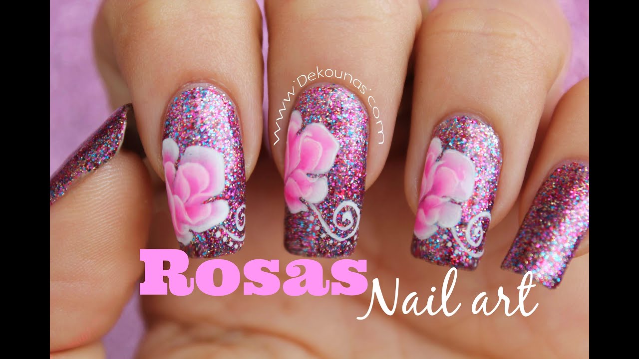 Decoraci&oacute;n de u&ntilde;as rosas en pinceladas - Rose one stroke nails