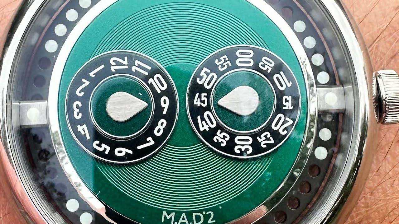 MB&F M.A.D 2 Unboxing and Review
