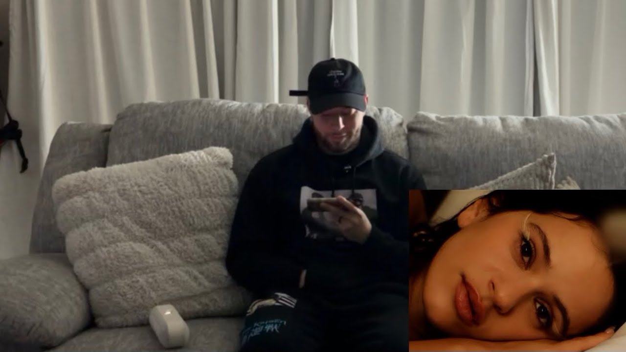 Rosalia, Bjork and Yves Tumor - Berghain Reaction!!! PS: A spider tryed to join the party !?