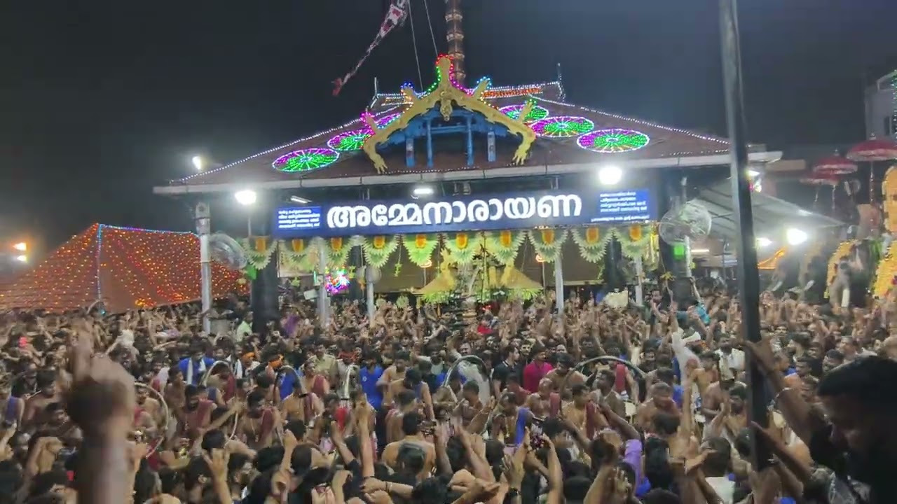 Pariyanamppatta pooram at its peak 🔥✨