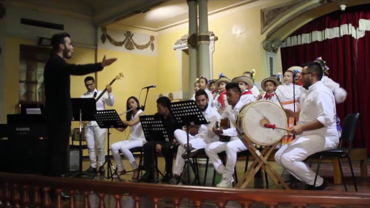 LA ABUELITA JOSEFINA - Daniel Oviedo