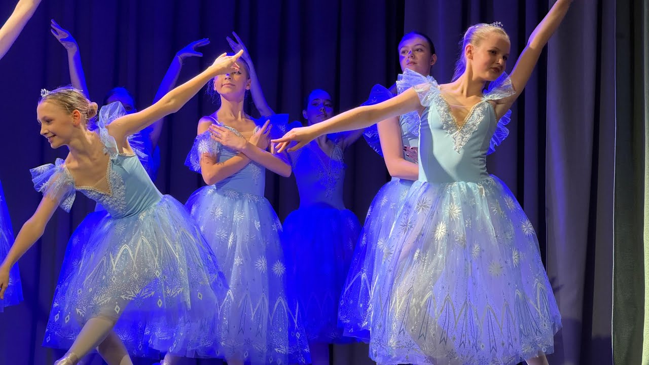 Snowflakes - Sniegpārsliņas ❄️ Dejo 6 grupa #balets #deja #marupe #dancer #show 