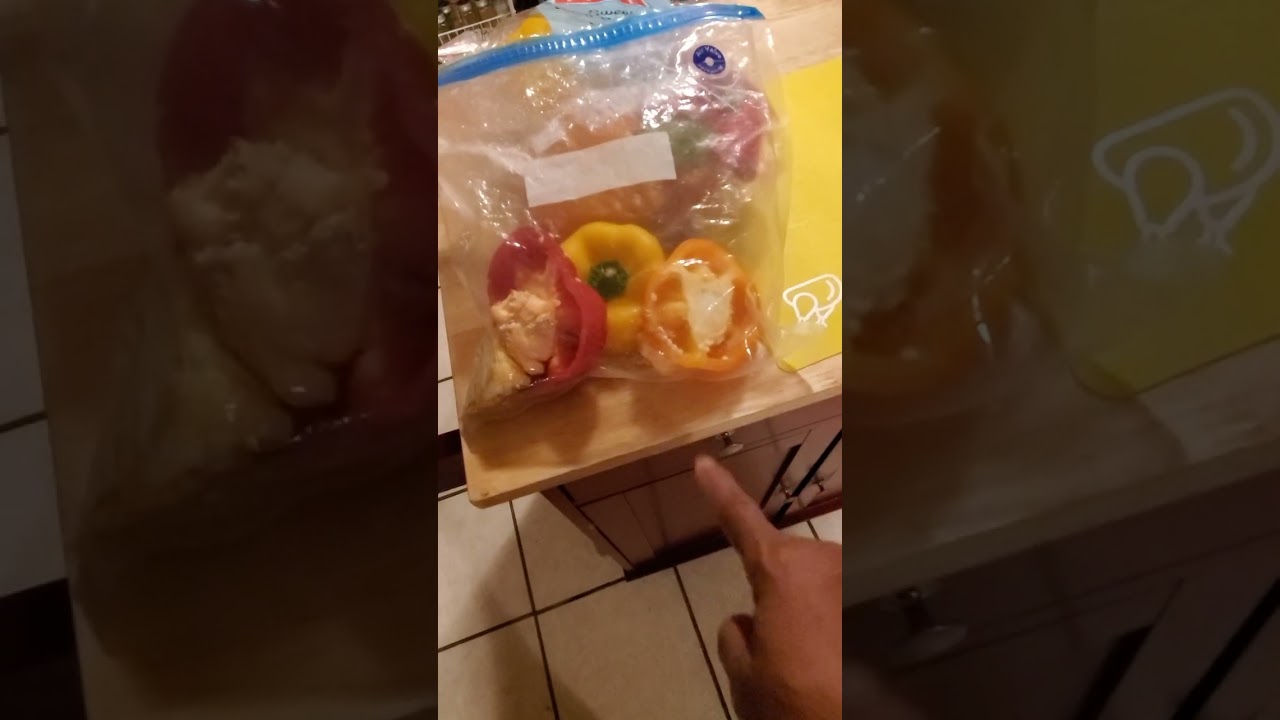 This is a short little video I try to put together  Freezing your beer peppers and freezer bags