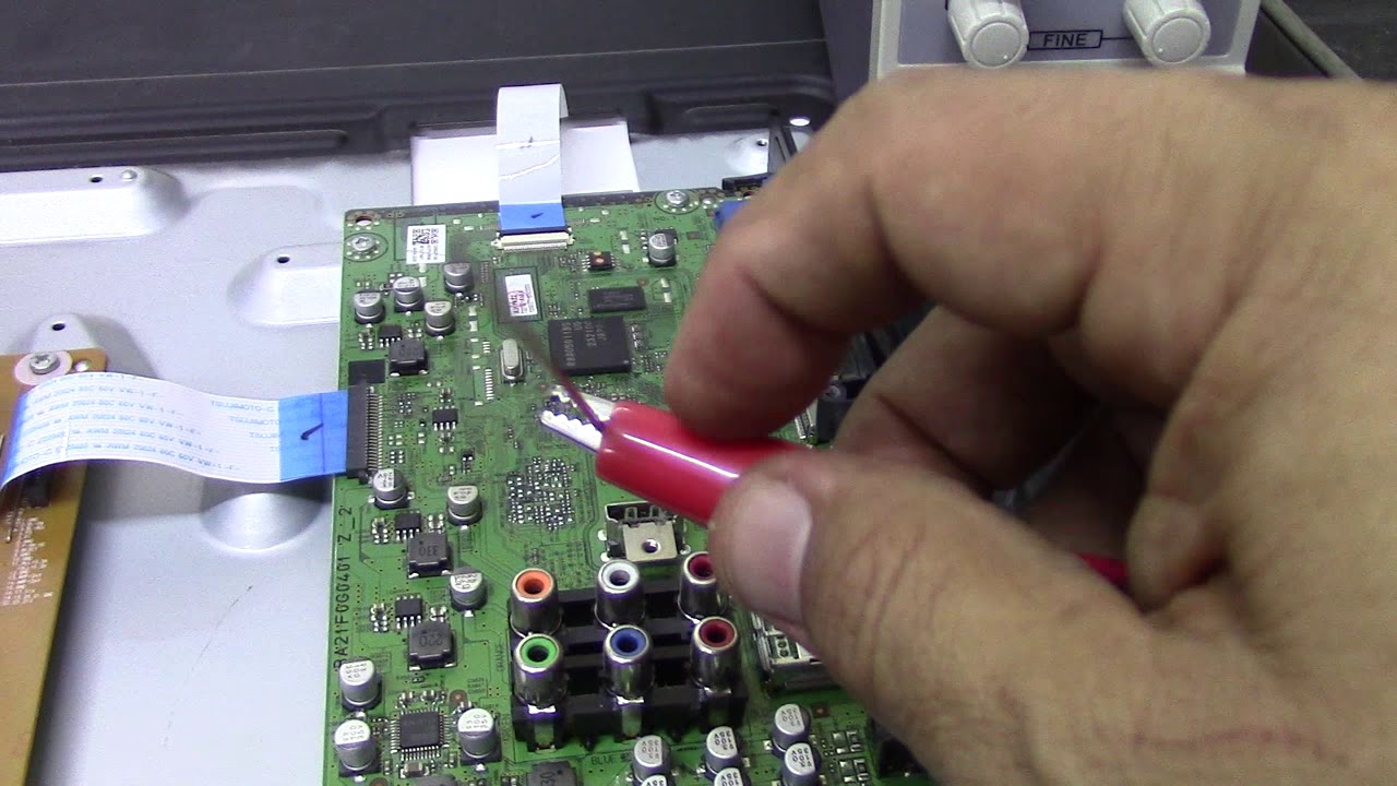 Arreglando Tarjeta Principal o Mainboard Philips