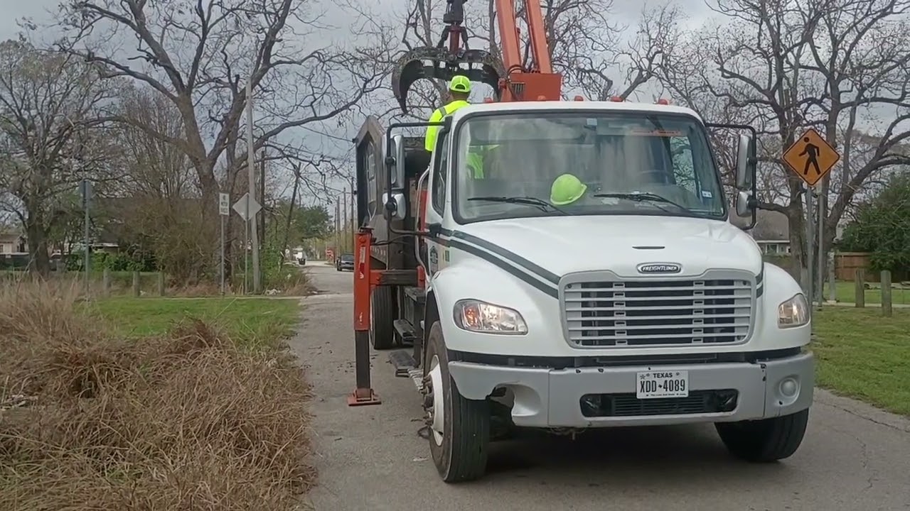Frontier Waste Solutions on heavy trash 
