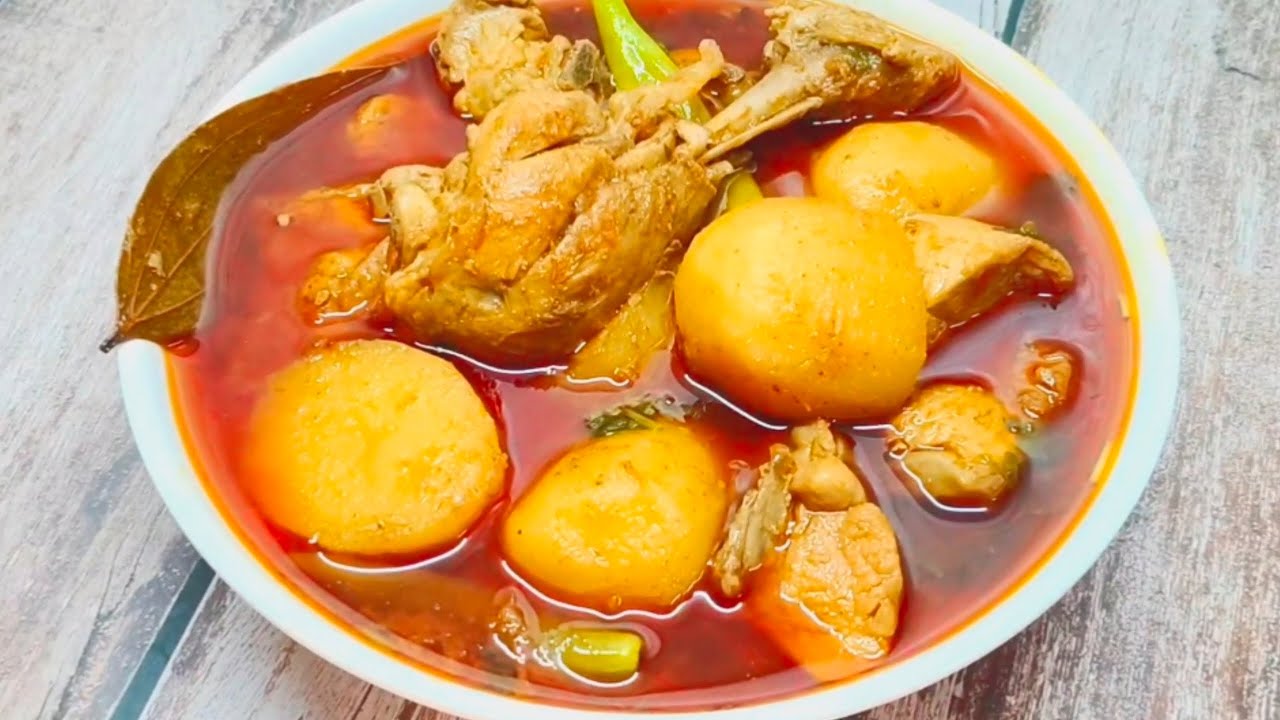 चिकन आलू शोरबा | Chicken Aloo Shorba Authentic Recipe | Degi Chicken Aloo Gosht | Aloo Gosht 