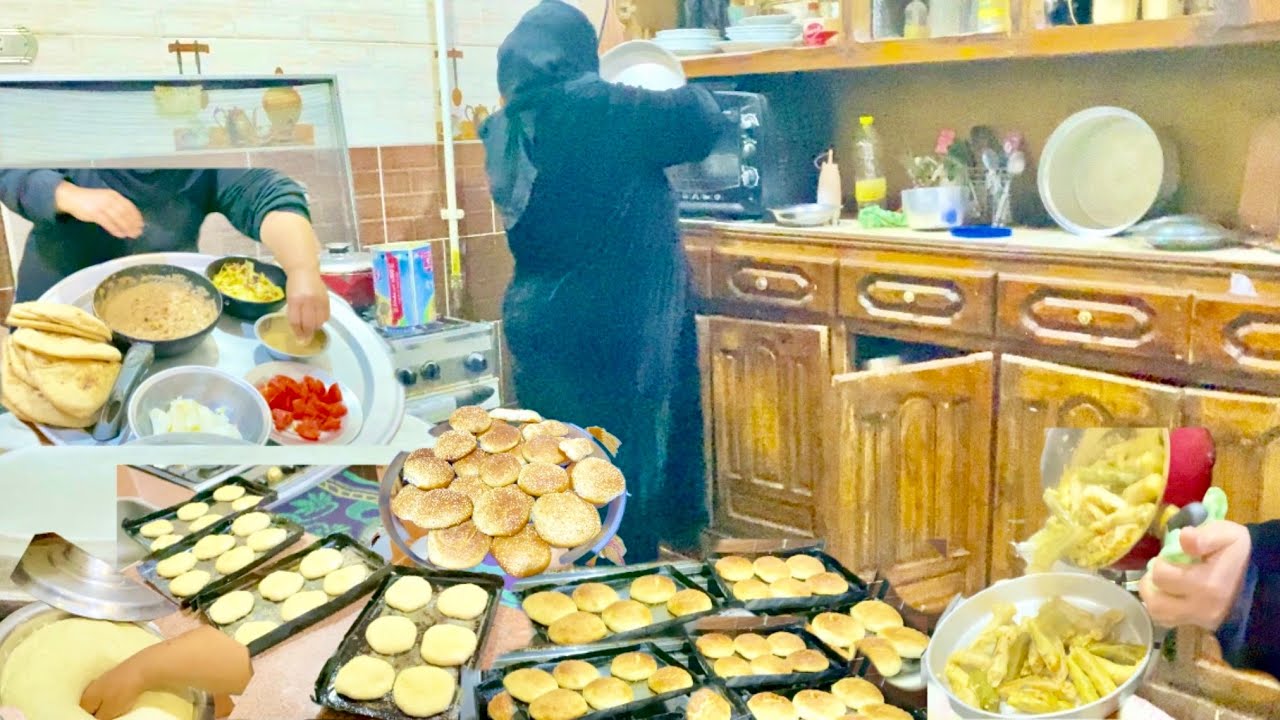 حتى الخبيز فى اليوم دا مبارك فيه نهار كله بركة من خبيز وغداء وفطار صعيدى 