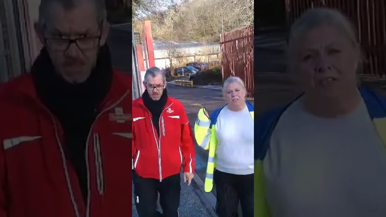Postman Pat And Karen (MUST WATCH) 