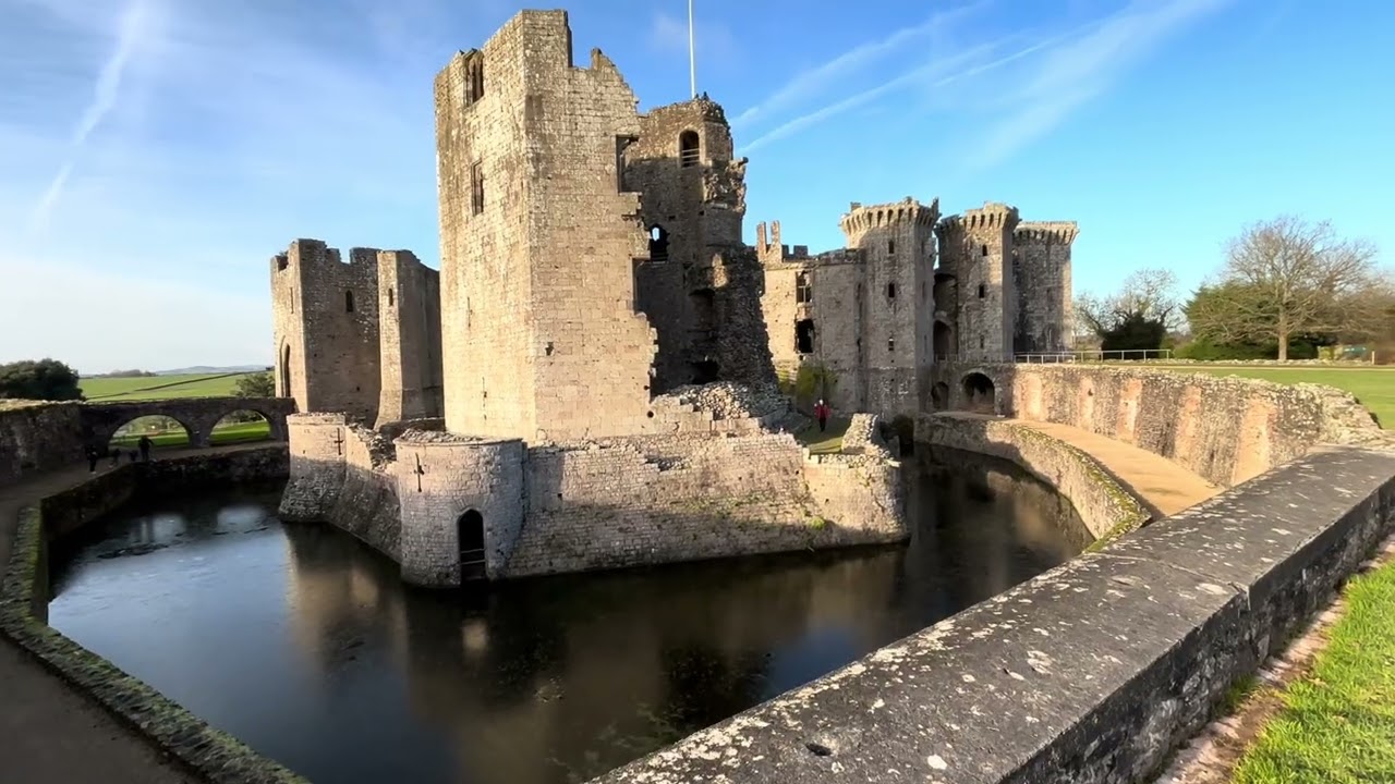 Raglan castle