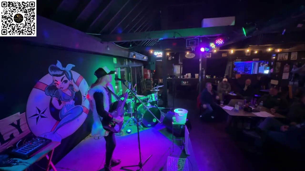 Monday Funday at Surly Siren with Kari Wolf!