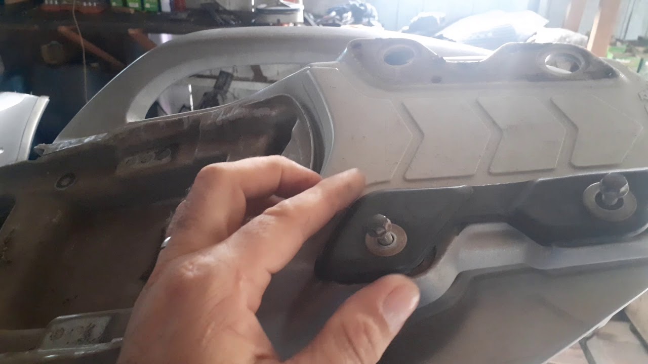 Bros 150 troca pisca traseiro.