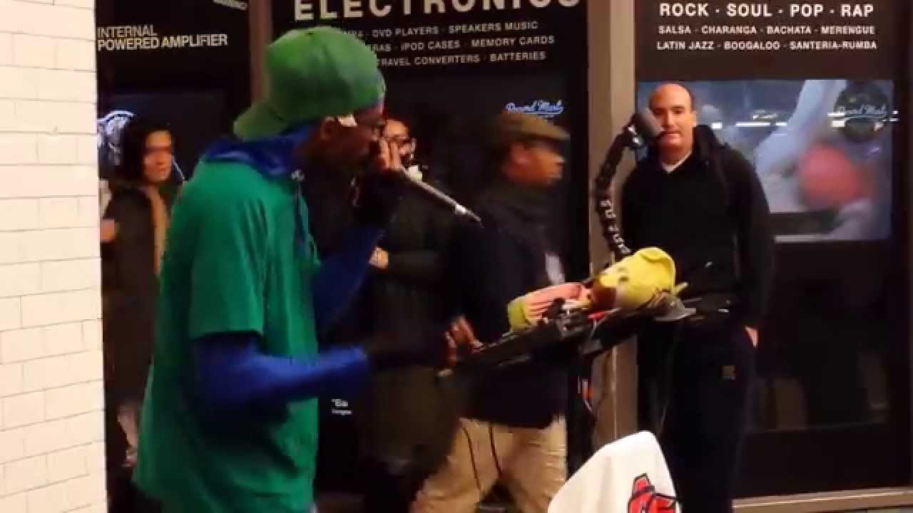 AWESOME Beatbox in NYC Subway
