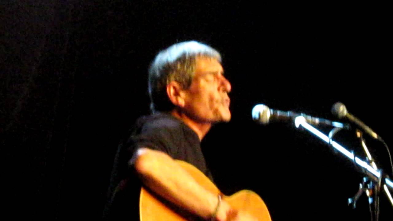 Gabriel Yacoub 2011-11-13 Lyon 05 Les bannieres qui claquent (1994) 7.48