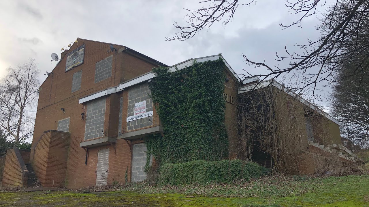 Exploring an Abandoned Pub | The Bramble Inn Rastrick