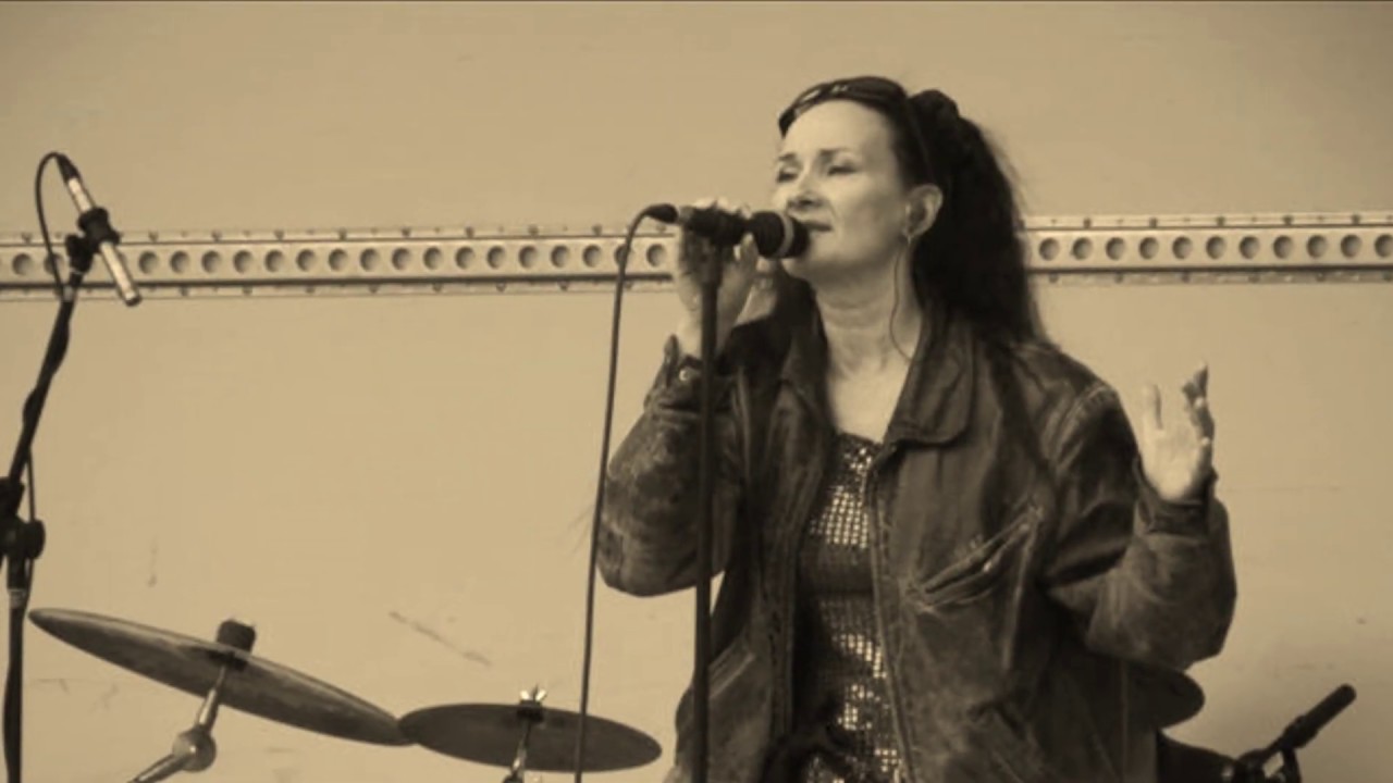 Raili Eronen & Twangers   Kenen Syy  (demo 1998)