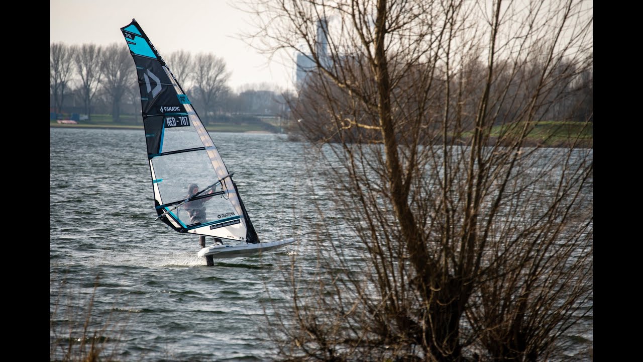 windfoiling Giesbeek, the Netherlands, winter 2022