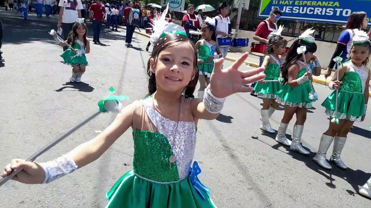Desfiles Pre Escolares Distrito Educativo No 14 Álvarez 2025 👏🇭🇳🥳 #palillonas #desfile #latam