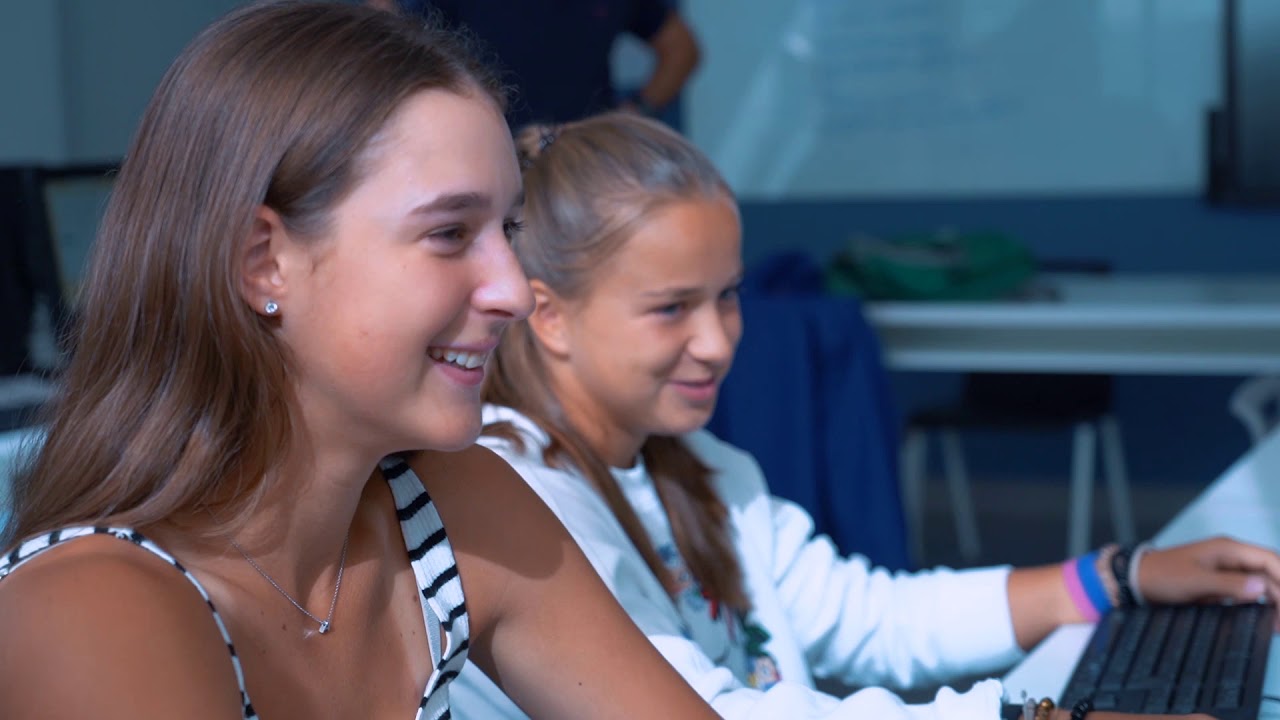 &iquest;Qu&eacute; es Rafa Nadal School?