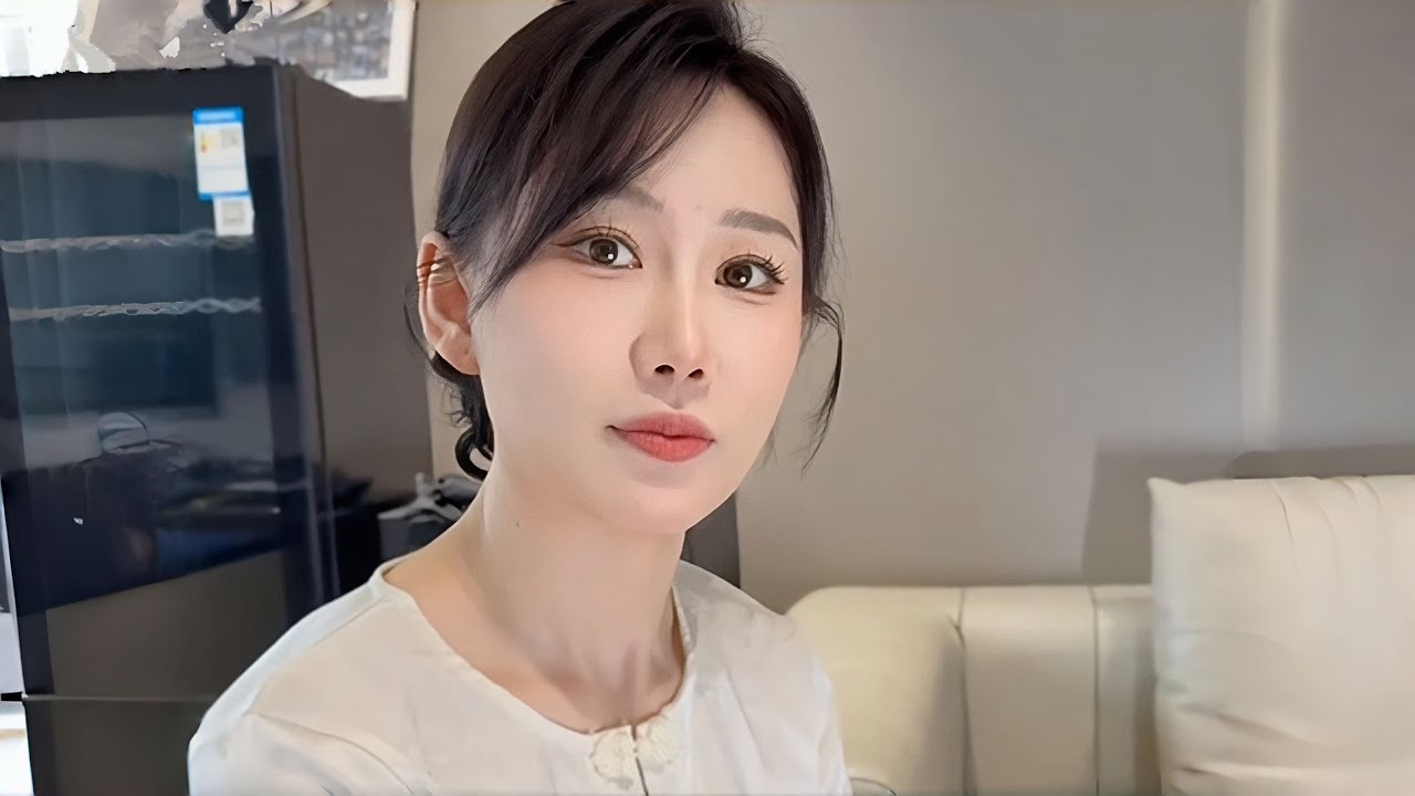 没想到我妈的闺蜜这么开放，果然成熟少妇的欲望很强&hellip;&hellip;