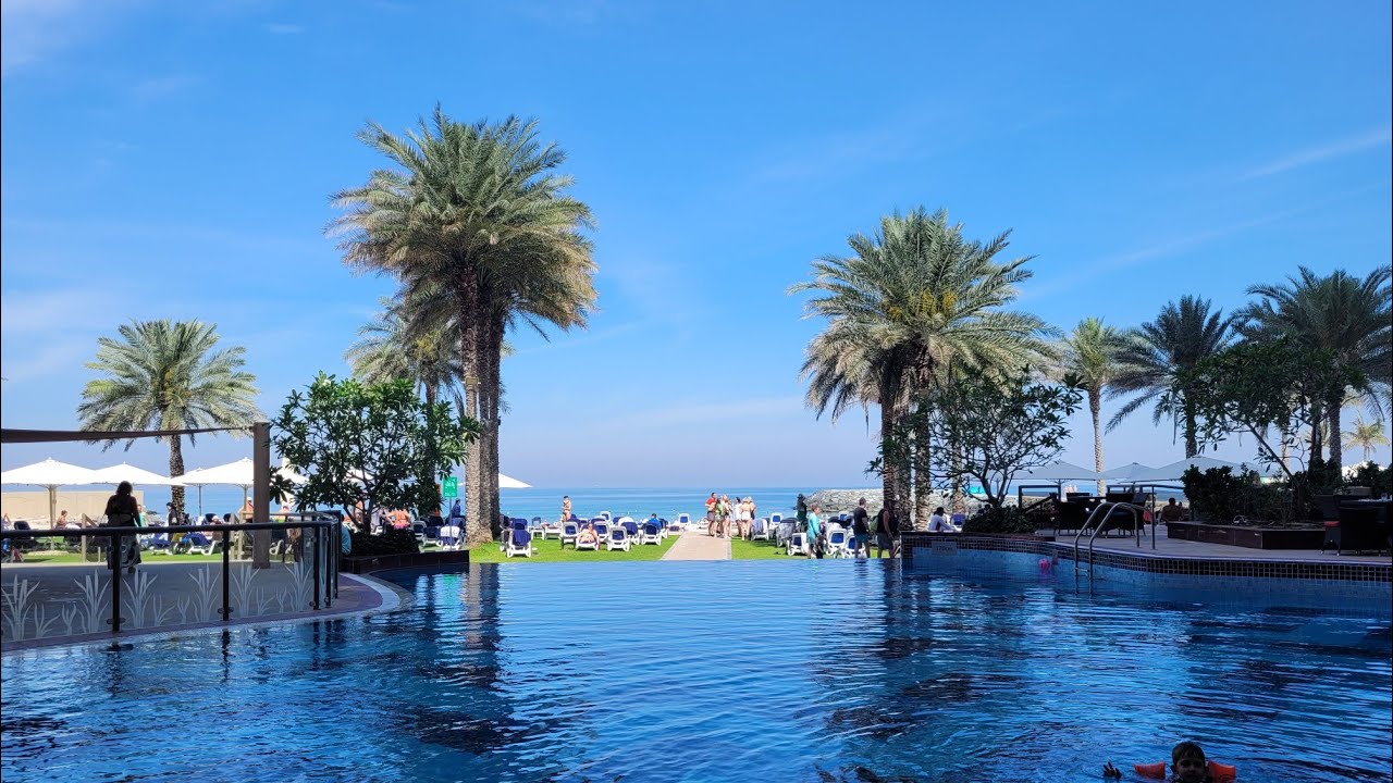 Дорожные заметки: Bahi Ajman Palas Hotel 04/2023