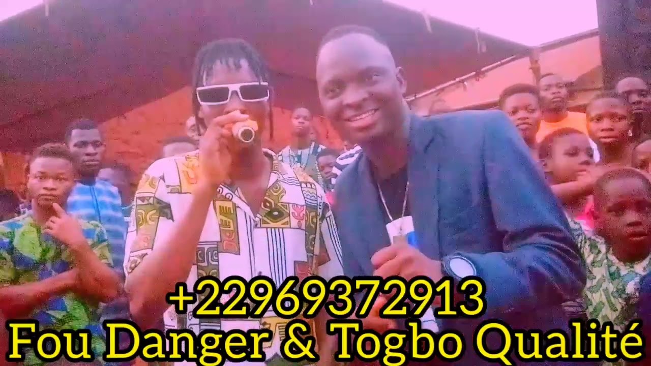 Fou_Danger_&_Togbo_Qualité_au_concert_live