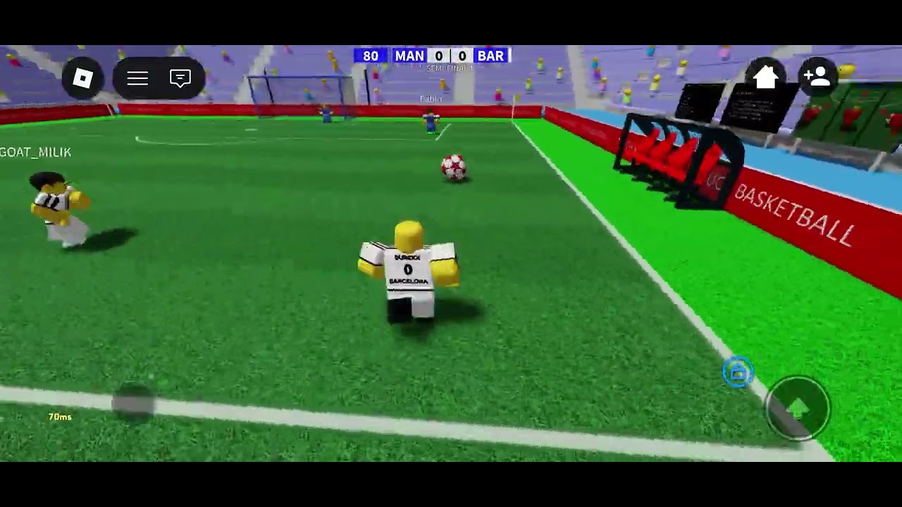 Touch football v robloxe : 1 zápas 4-2| 2 zápas 0-1