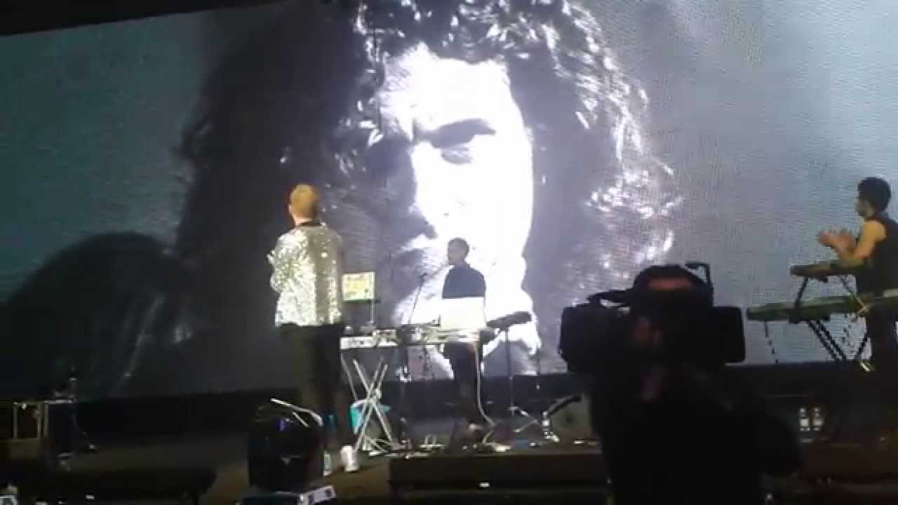 Иван Дорн - Танец Пингвина (Дворец Спорта, Киев, 09.03.2015)