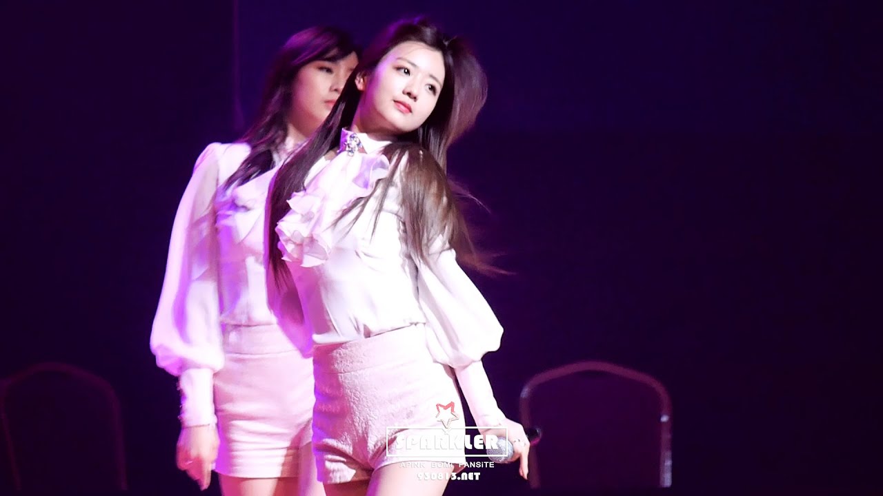 150223 에이핑크 윤보미 - LUV 직캠 / 서울종합예술학교 by 셀빠