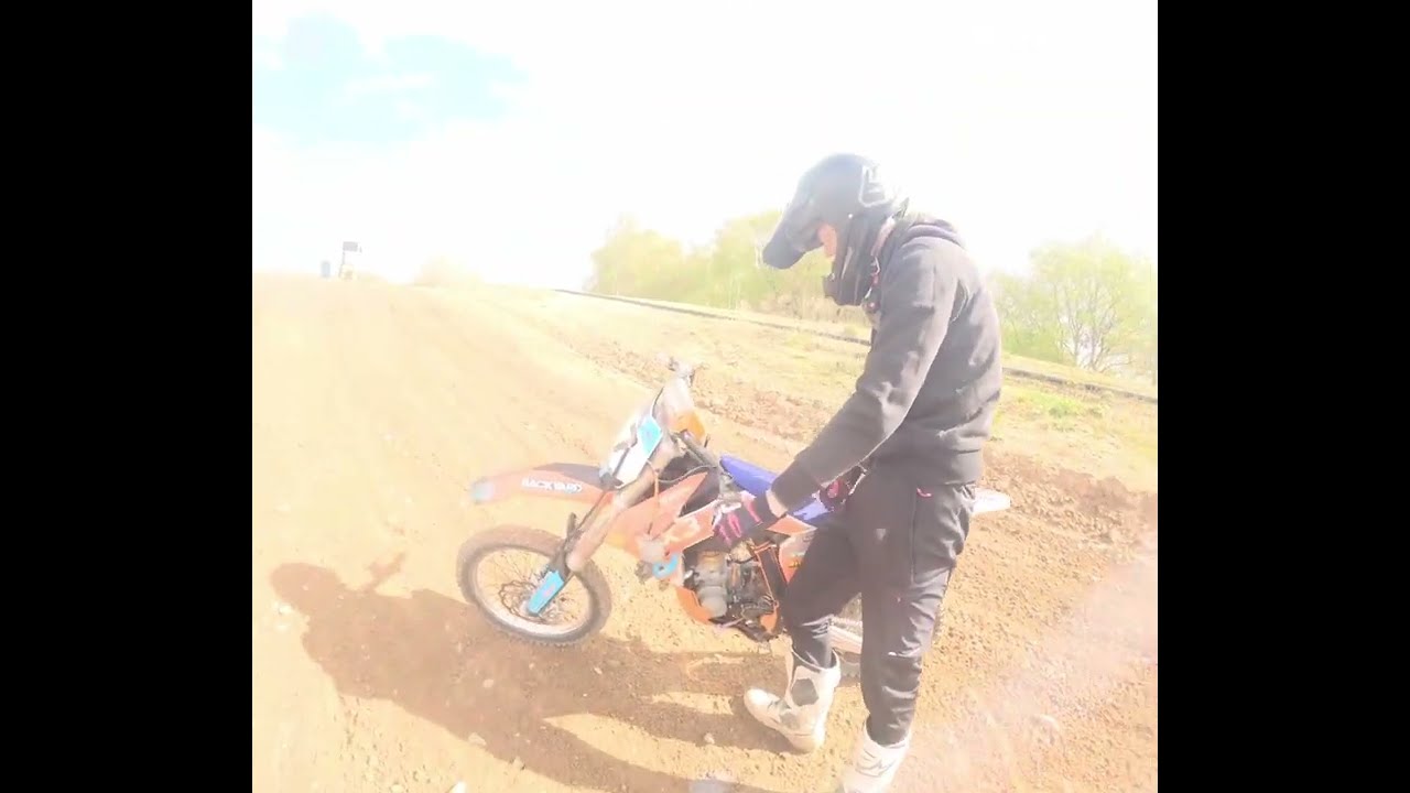Crashed but my boy Louie gave us content!