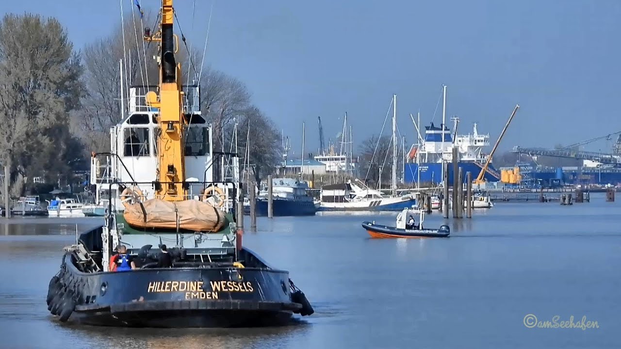 Schlepper HILLERDINE WESSELS tug DCSD MMSI 211230440 & Wasserschutzpolizei WSP 26 waterpolice Emden