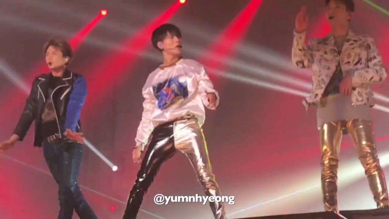 161112 SHINee - Ring Ding Dong + Lucifer @ SWC V in Jakarta