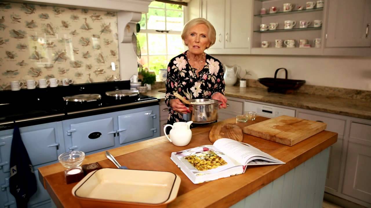 Mary Berry's Fish Pie with Crushed Potato Topping