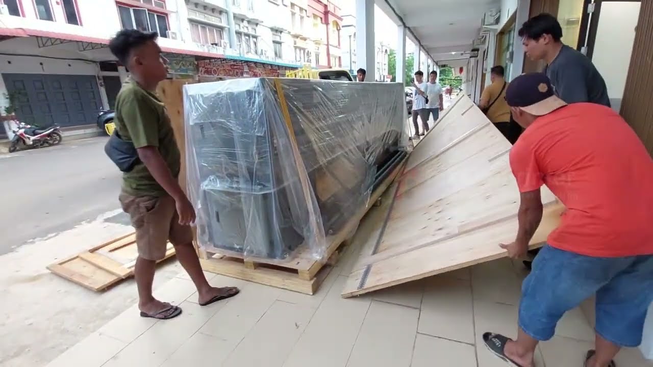 Install Mesin Outdoor Solvent Printer 4 Heads KM512i di Batam