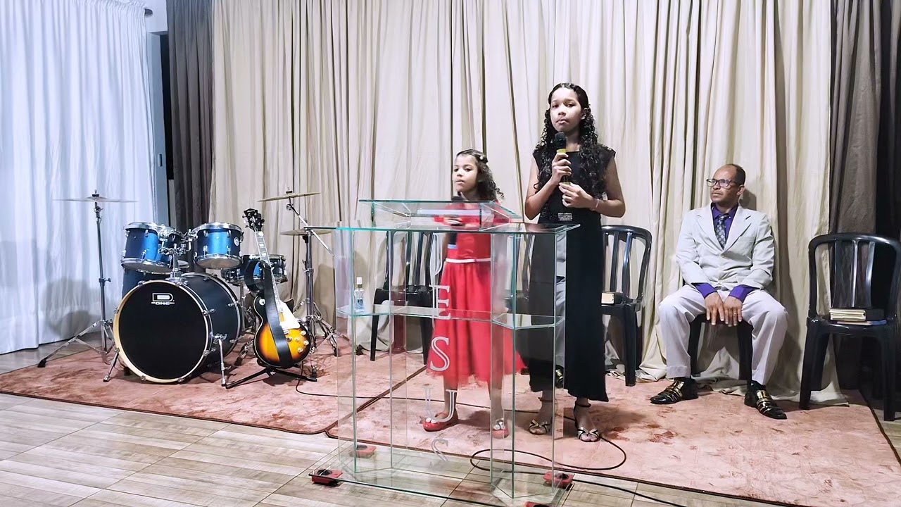 Gabrielly & Emanuelly - Você é maior do que eu...