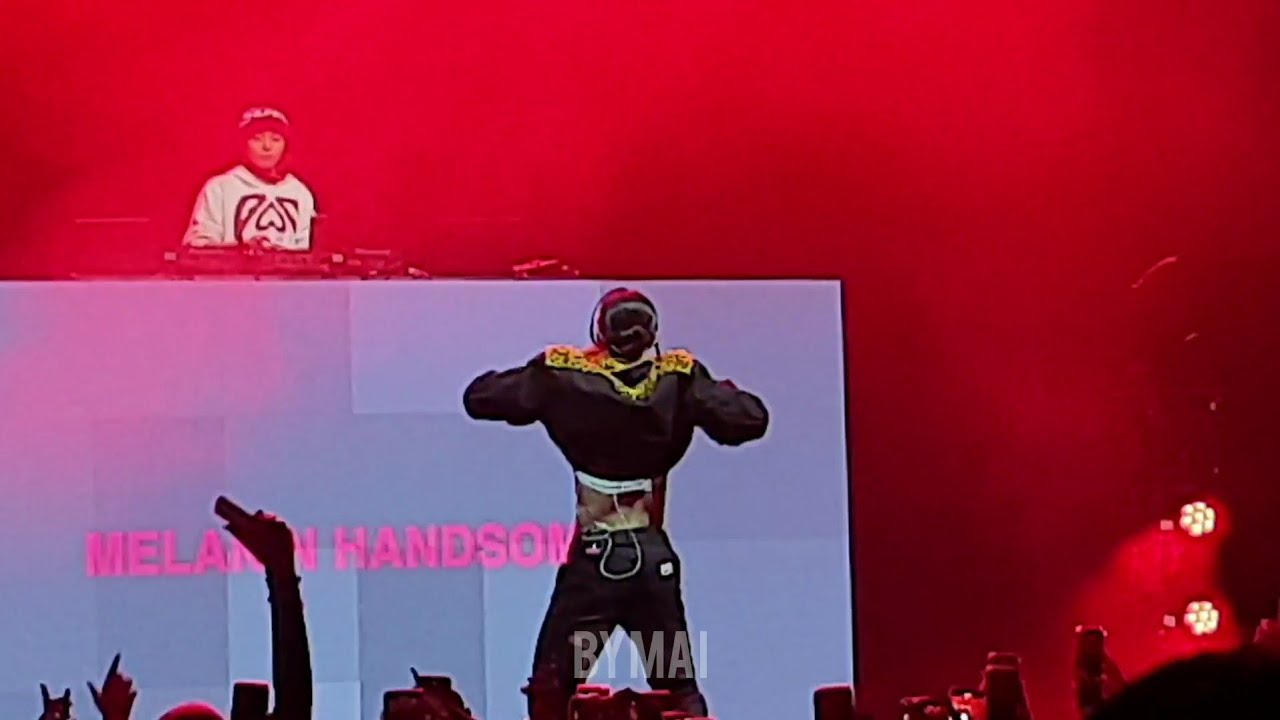 20230128 SIK-K @PARIS - 'SHAWTY WANNA WAIT + MELANIN HANDSOME' 💥