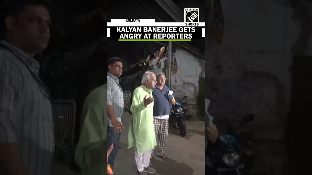 Kalyan Banerjee gets angry at reporters outside Mamata Banerjee&rsquo;s residence | TMC Split