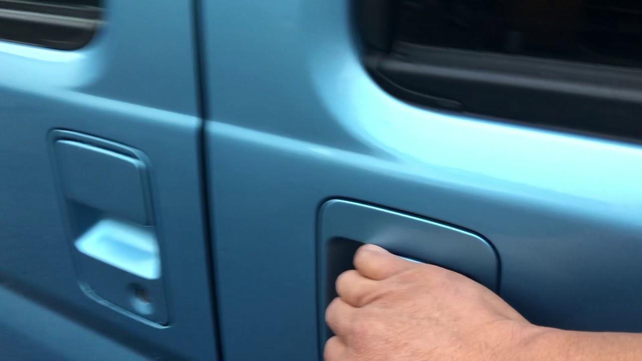 １９年８月登録バモス６６０Lローダウン４WD　禁煙車　エアロ　フォグランプ　モデューロ１３インチアルミ　タイミングベルト・ウォーターポンプ・ヘッドガスケット交換済