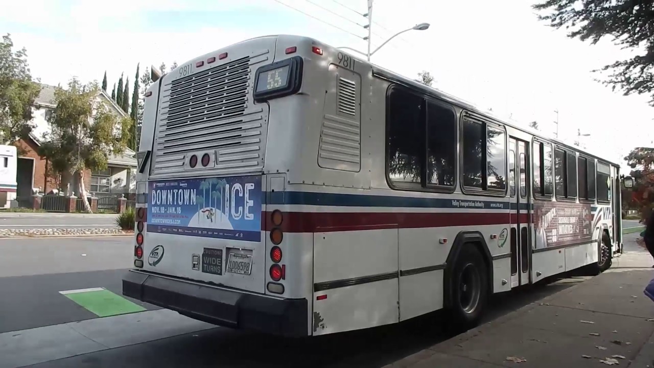 AWESOME COMPRESSED AIR STARTUP - 1998 Gillig Phantom - Santa Clara VTA Bus 9811 on Route 55