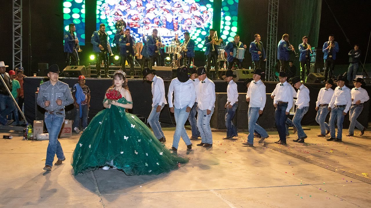 Baile 1 de los Quinceaños de Lesly Cisneros. 21 - Diciembre - 2022