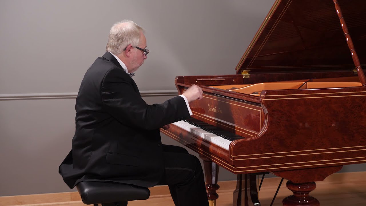 J. Haydn - Sonata in F Major, Hob. XVI/23, 3rd Movement - Oleg Volkov