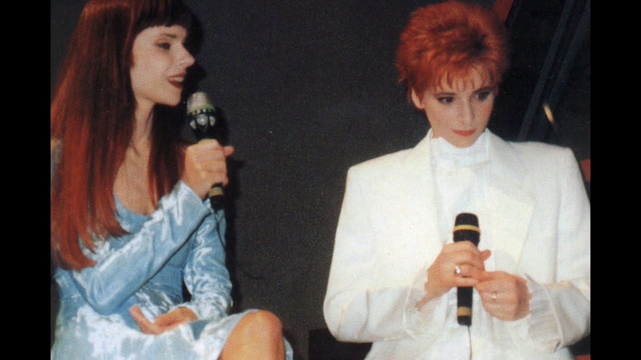 Mylène Farmer - Rtl Studio 22 - Interview intégrale (avec la chanteuse Robert)