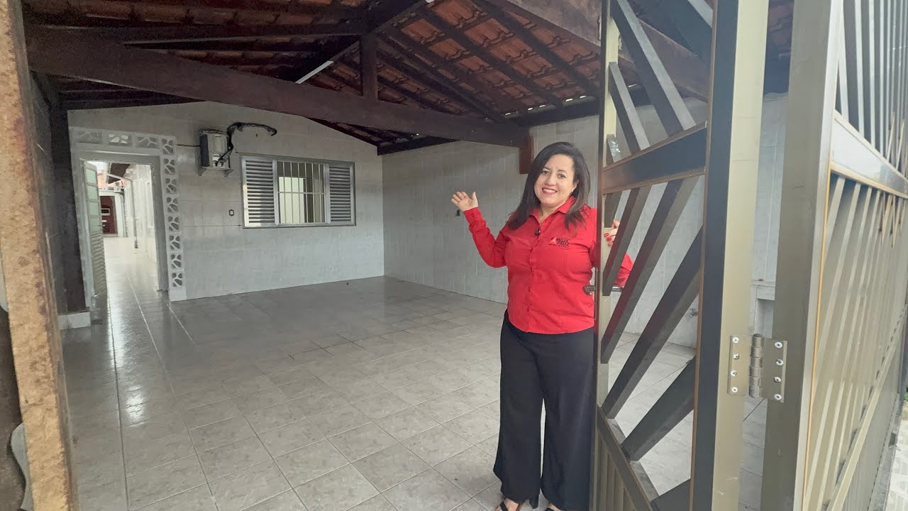 Casa na Vila Mirim, um dos bairros que mais crescem em Praia Grande! 03 dormitórios + área gourmet 🏡
