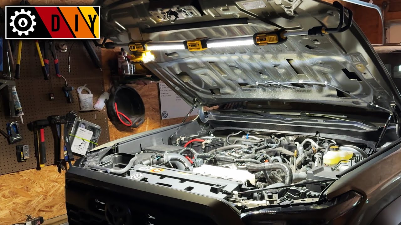 AWESOME Under Hood Work Light - DeWalt DCL045