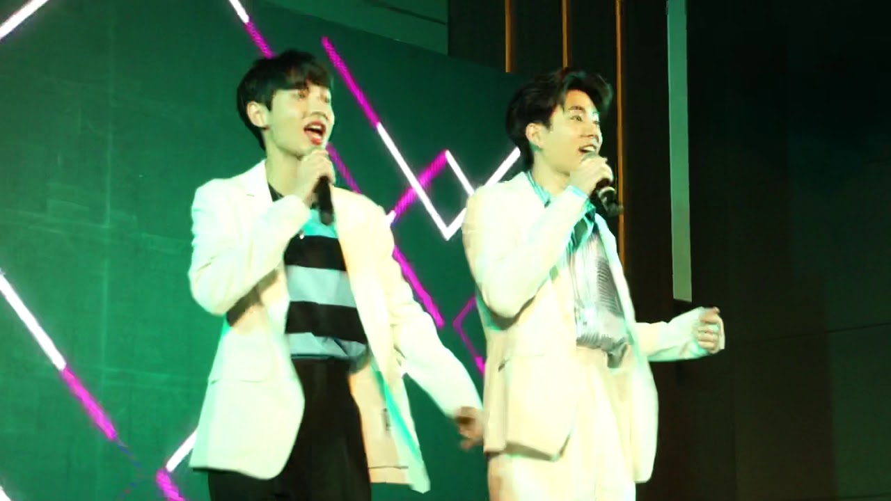 L.O.V.E ออฟ กัน live @ 