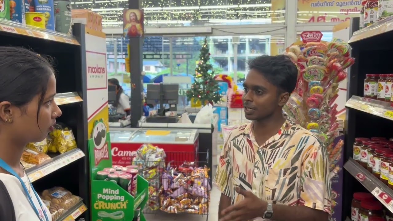 Moolans Hypermart karukutty 