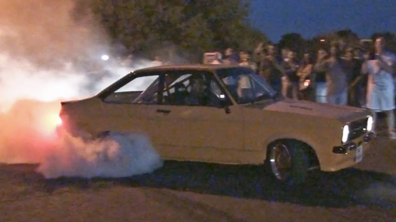 Cosworth YB Mk2 Escort Rolling Burnout Leaving a Car Meet