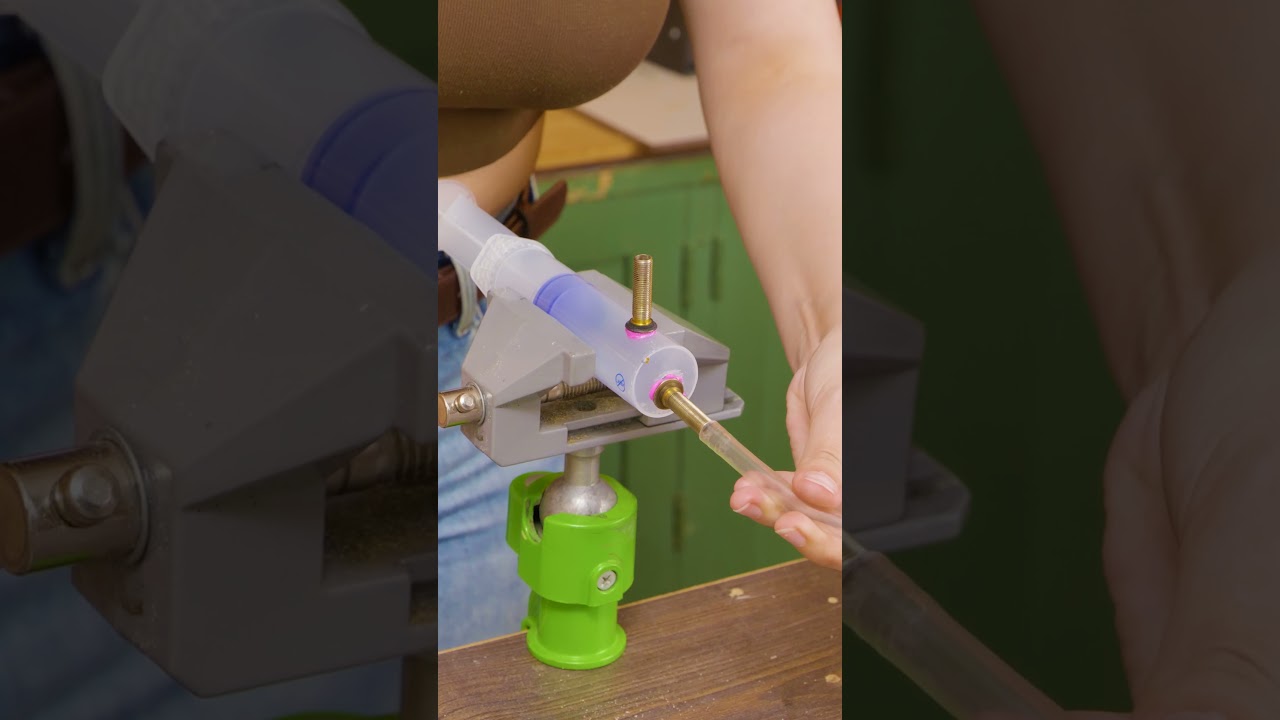 Syringe Trick for Fuel Transfer #fuel #syphon #genius