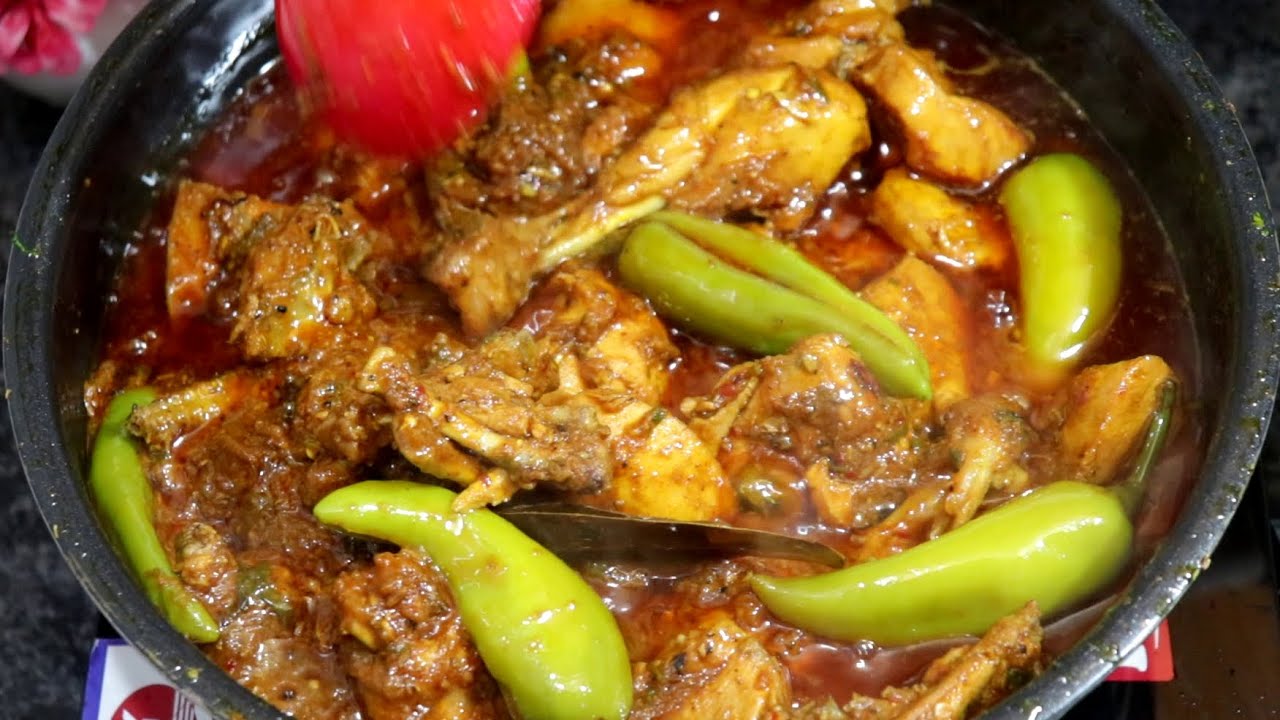 Chatkharedar Chicken Achari Taste esa Zubaan par Chad Jaye | Simple Authentic Chicken Achari Dish